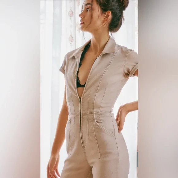 WE THE FREE JAYDE DENIM FLARED JUMPSUIT SIZE SMALL - Picture 6 of 12